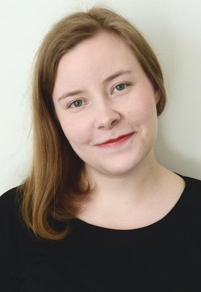 Sini Kaartisen henkilökuva.