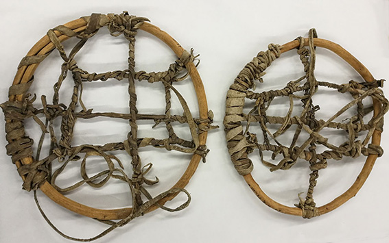 Akseli Gallen-Kallelan saamat lumikengät Taosista. Gallen-Kallelan Museo (GKM-1033). Kuva: Riku Hämäläinen.